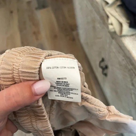 O’Neill Casual Tan Women's Shorts - Picture 4 of 4